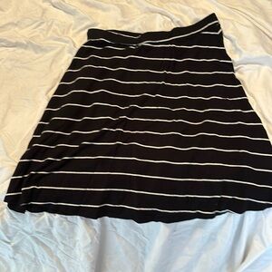Striped mid-length skirt